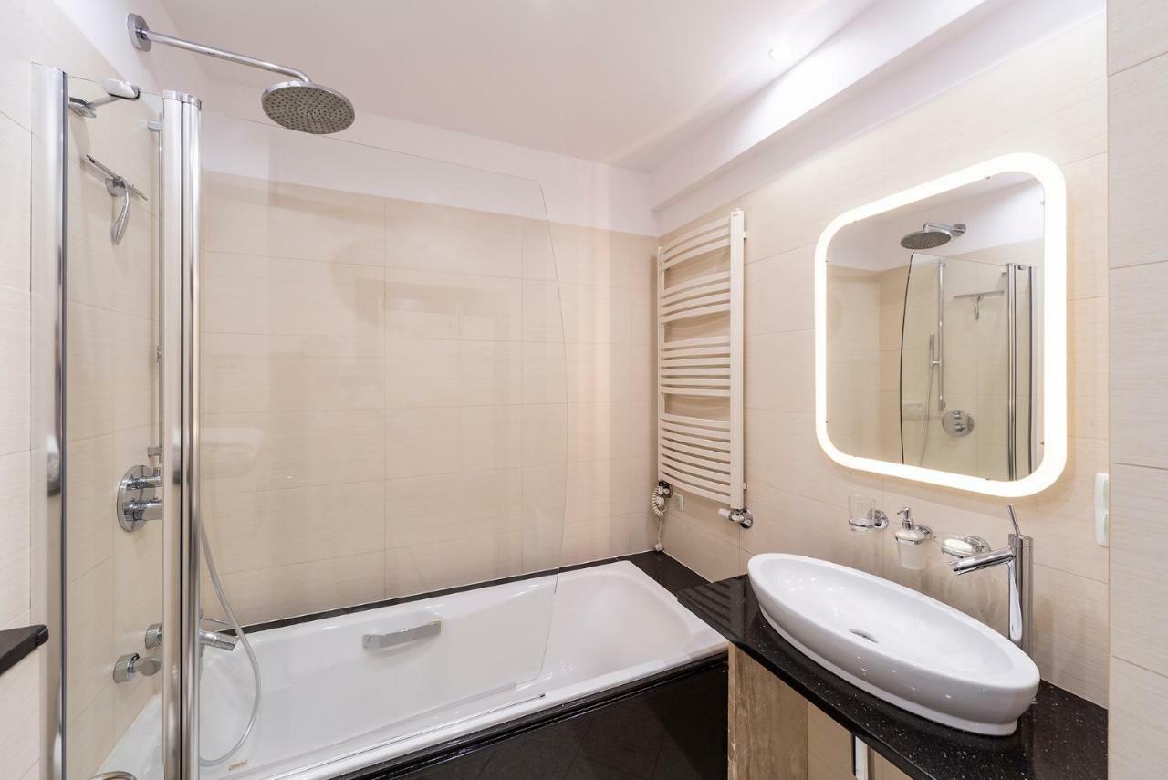 Beachfront Apartment Haga With Free Parking By Noclegi Renters โซพอต ภายนอก รูปภาพ