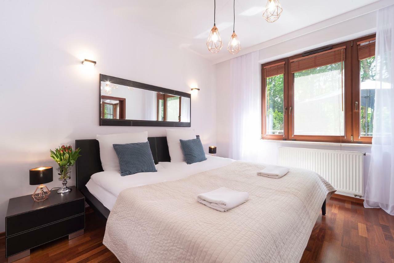 Beachfront Apartment Haga With Free Parking By Noclegi Renters โซพอต ภายนอก รูปภาพ
